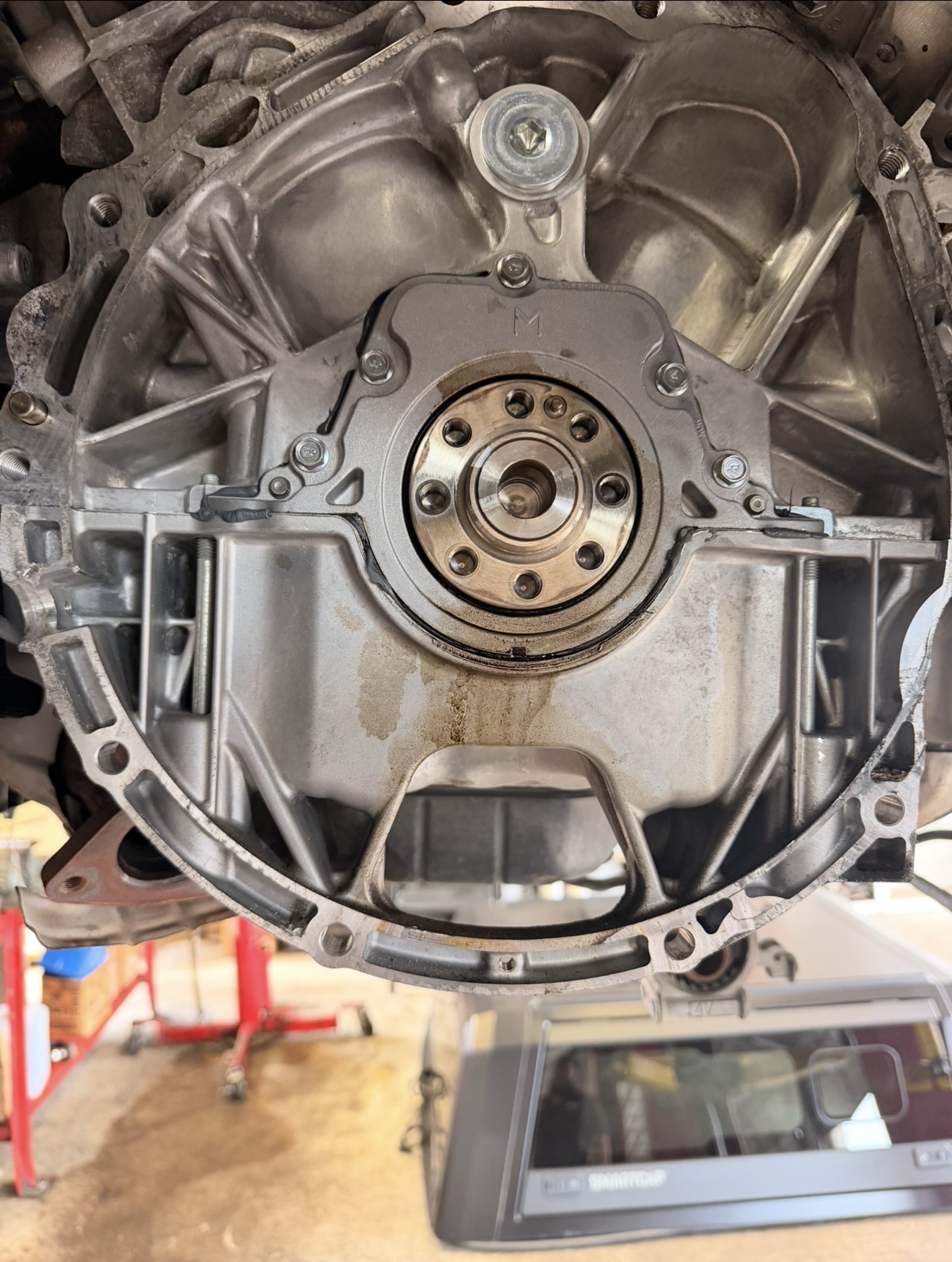 Rear main seal replacement on an Infiniti QX60